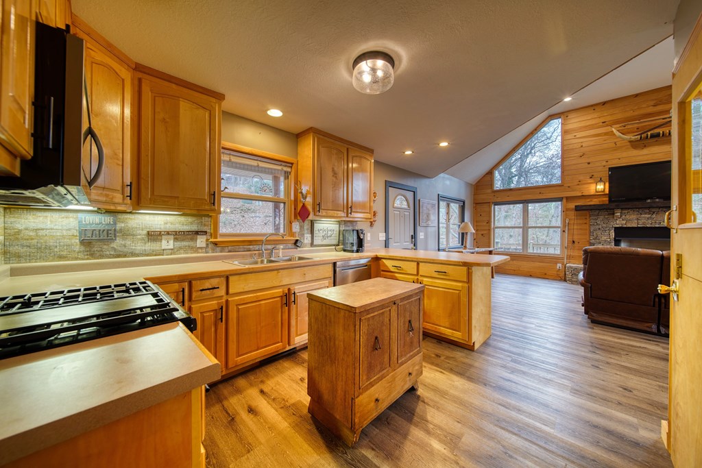 414409 Hiawassee Residential