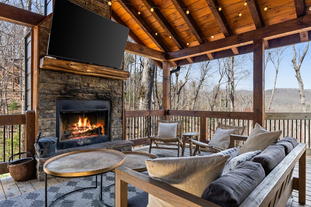 414414 Cherry Log Residential
