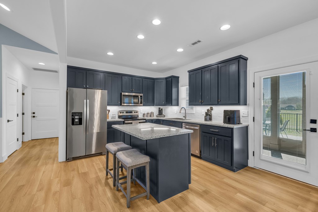 414432 Hayesville Residential