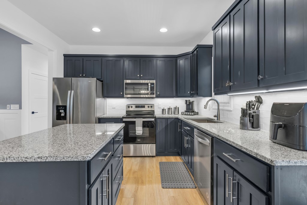 414432 Hayesville Residential