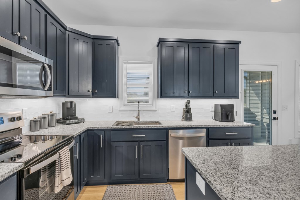 414432 Hayesville Residential