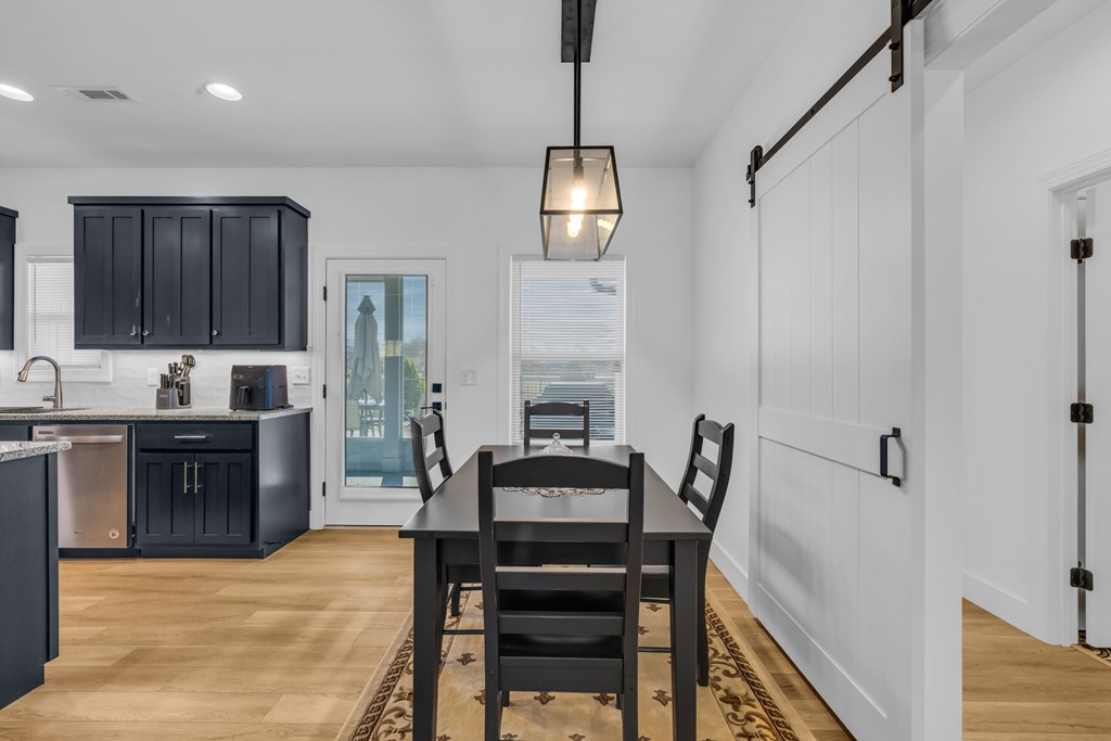 414432 Hayesville Residential
