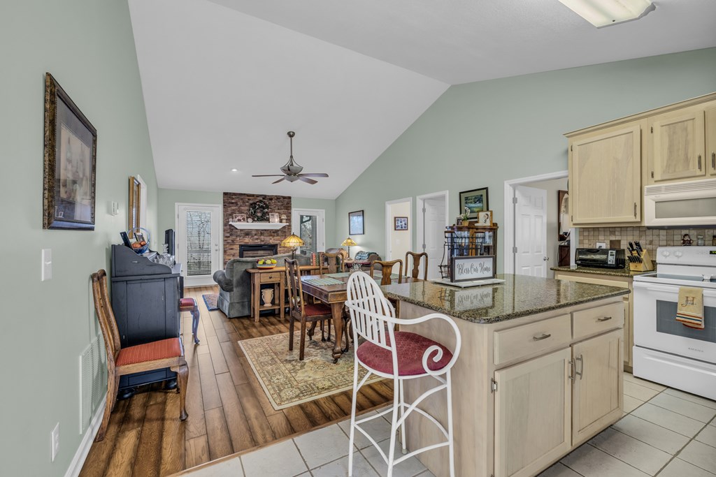 414434 Hiawassee Residential