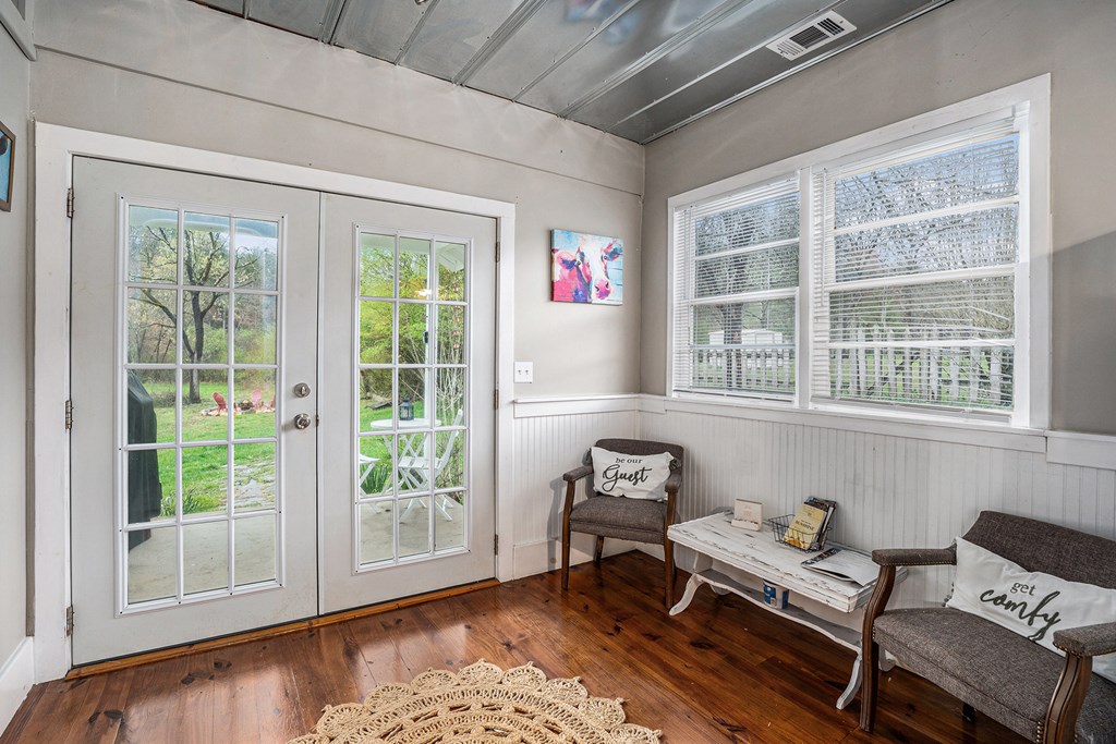 414460 Mineral Bluff Residential