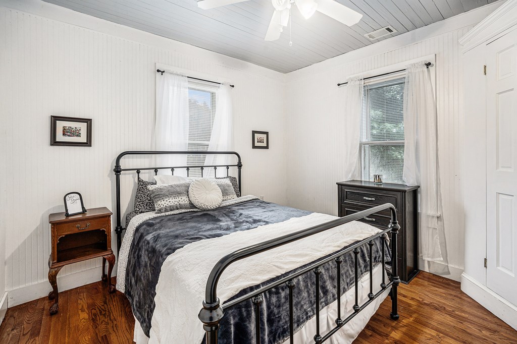 414460 Mineral Bluff Residential