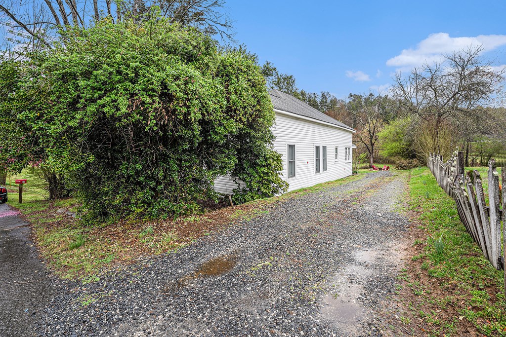 414460 Mineral Bluff Residential