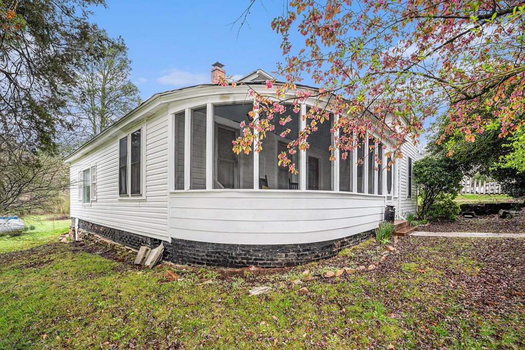 414460 Mineral Bluff Residential