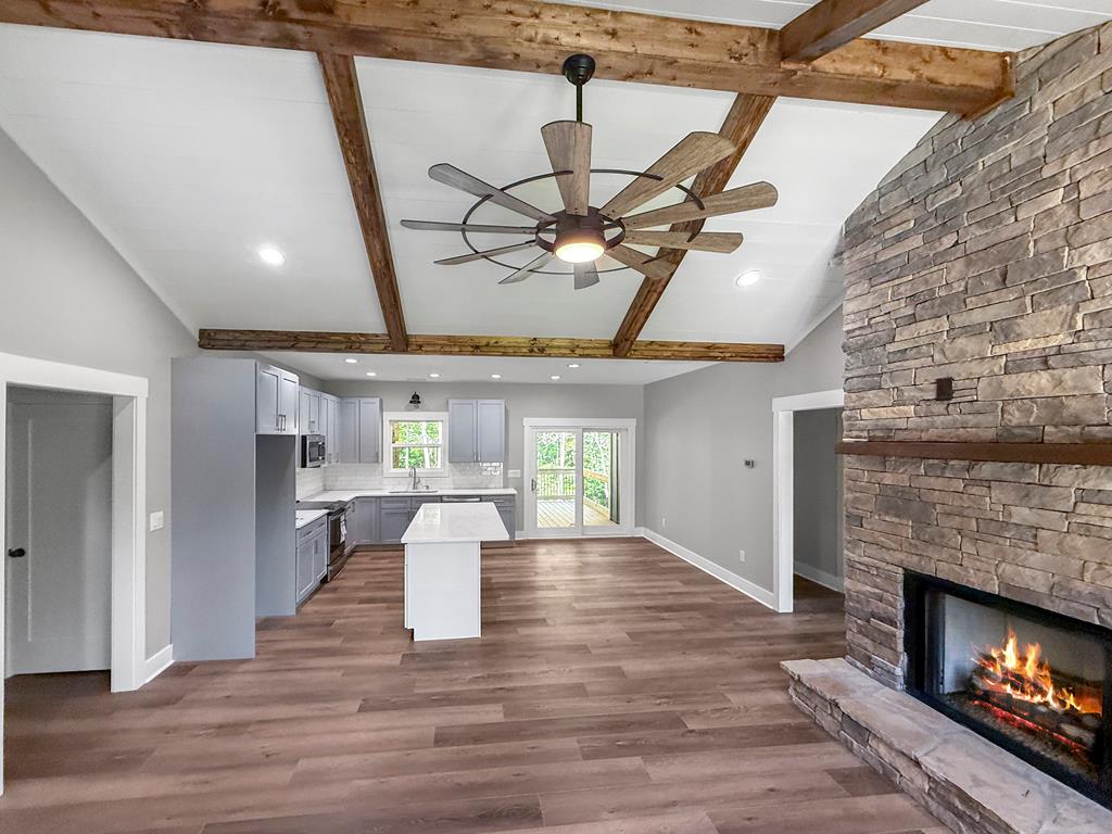 414485 Blairsville Residential