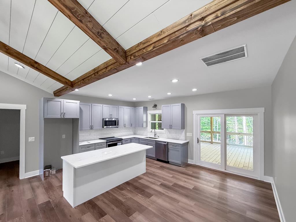 414485 Blairsville Residential