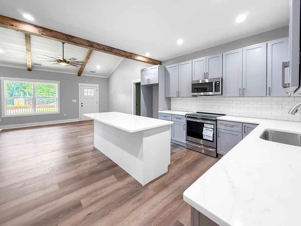 414485 Blairsville Residential