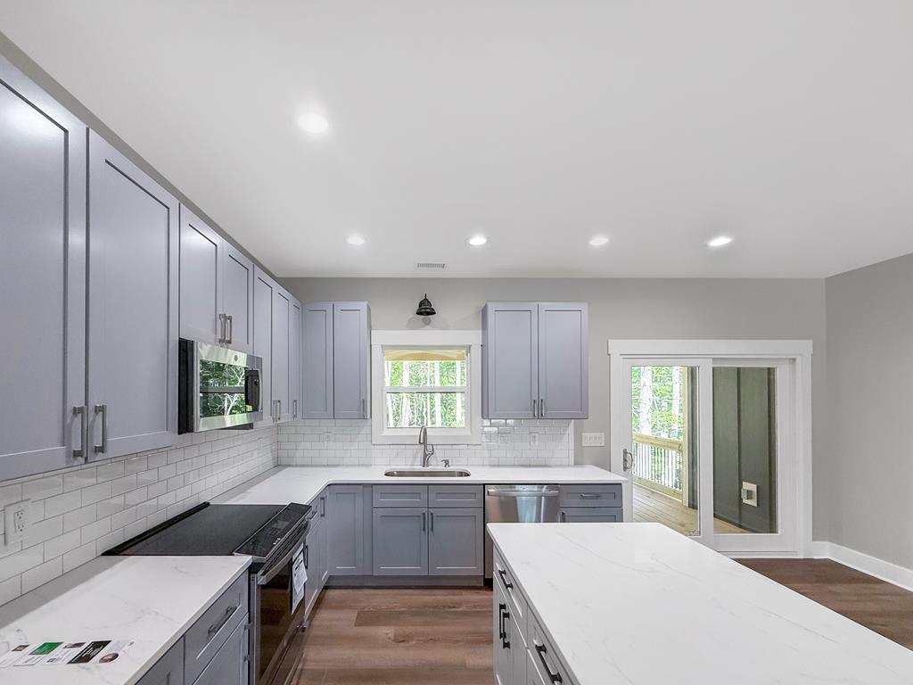 414485 Blairsville Residential