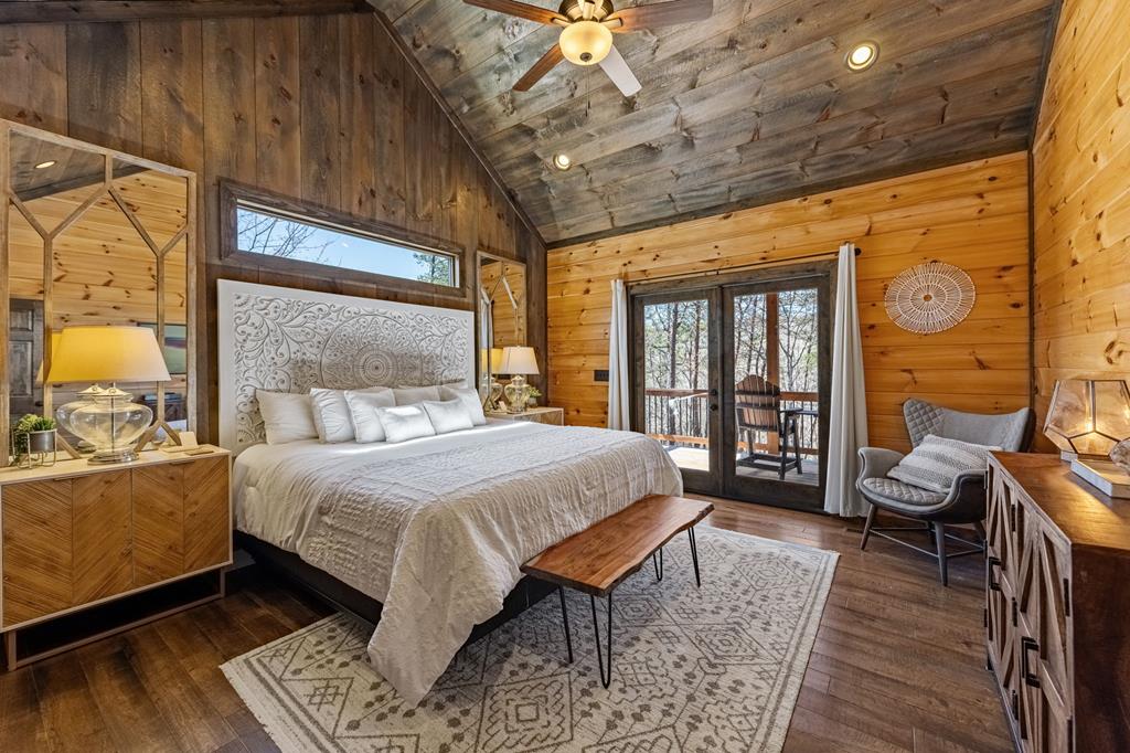 414492 Mineral Bluff Residential