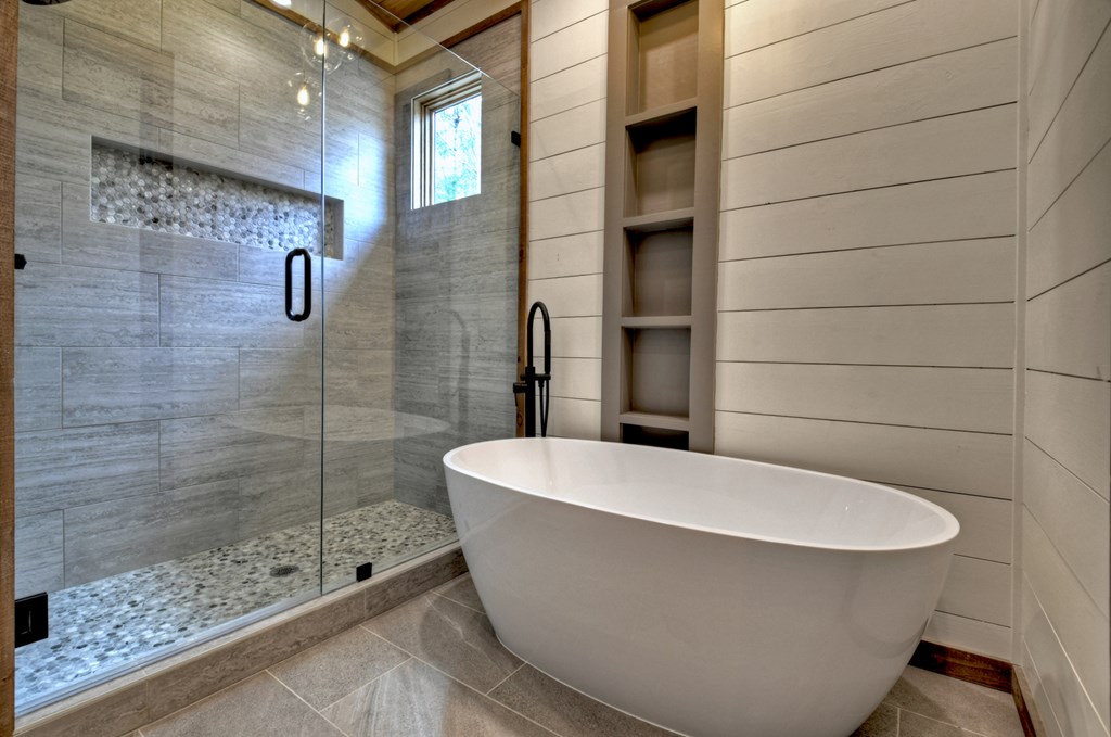 414572 Ellijay Residential