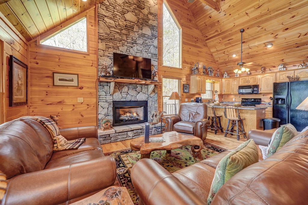 414600 Mineral Bluff Residential