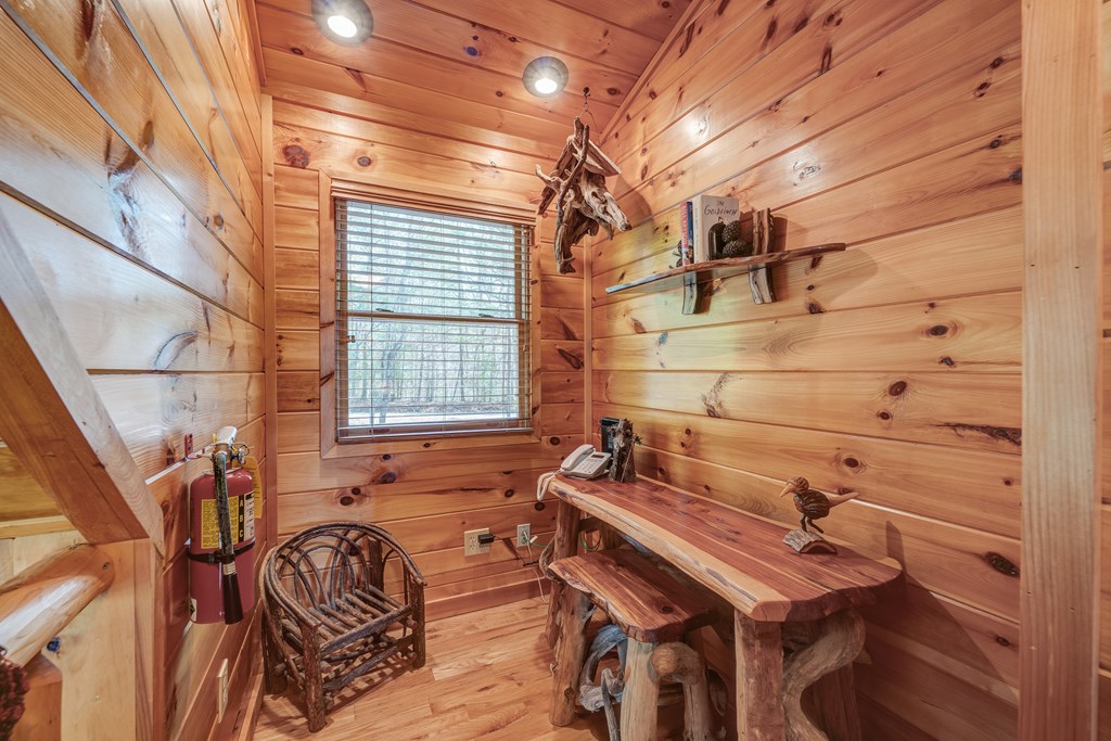 414600 Mineral Bluff Residential