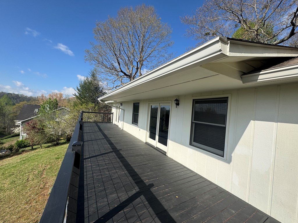 414633 Hayesville Residential