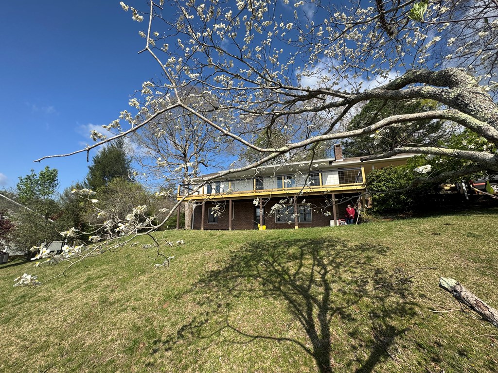 414633 Hayesville Residential