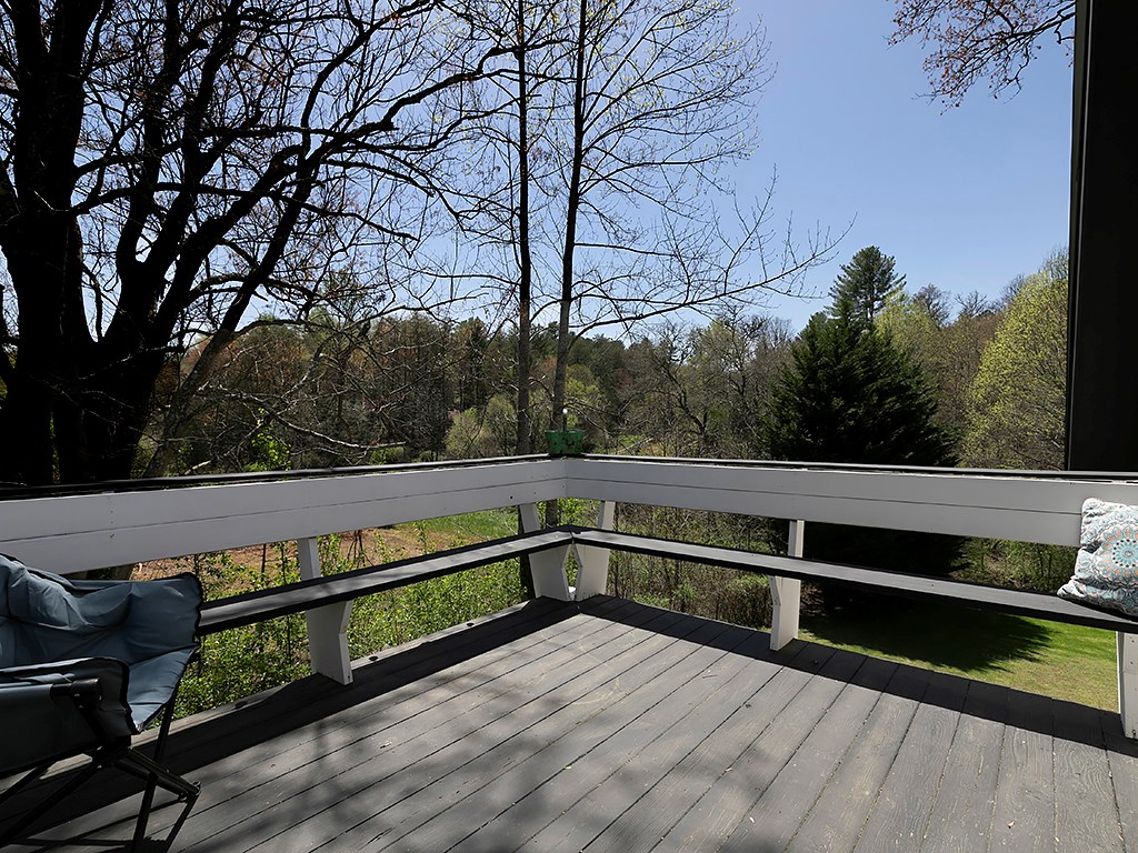414781 Mineral Bluff Residential