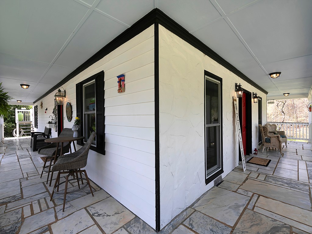 414781 Mineral Bluff Residential