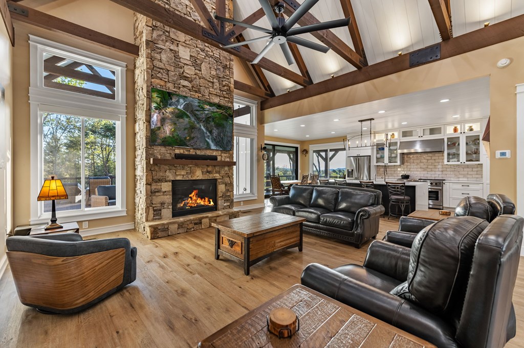 414863 Ellijay Residential