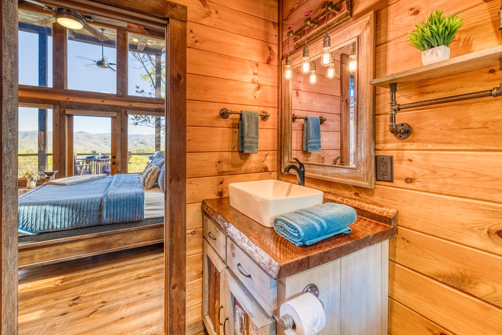 414904 Blue Ridge Residential