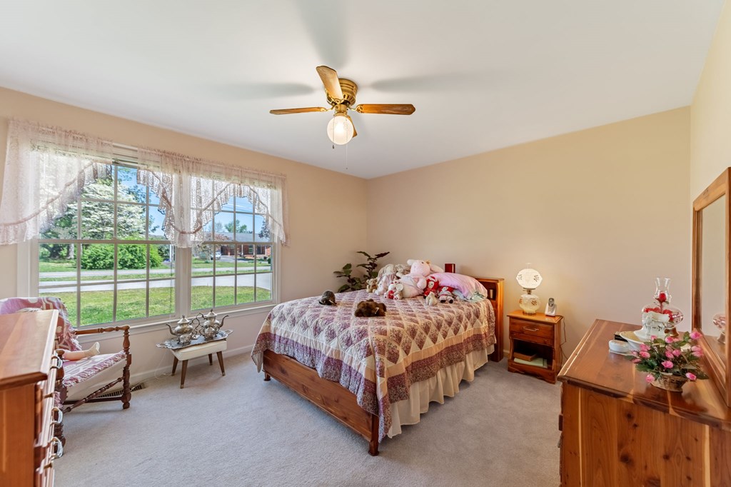 414930 Blue Ridge Residential