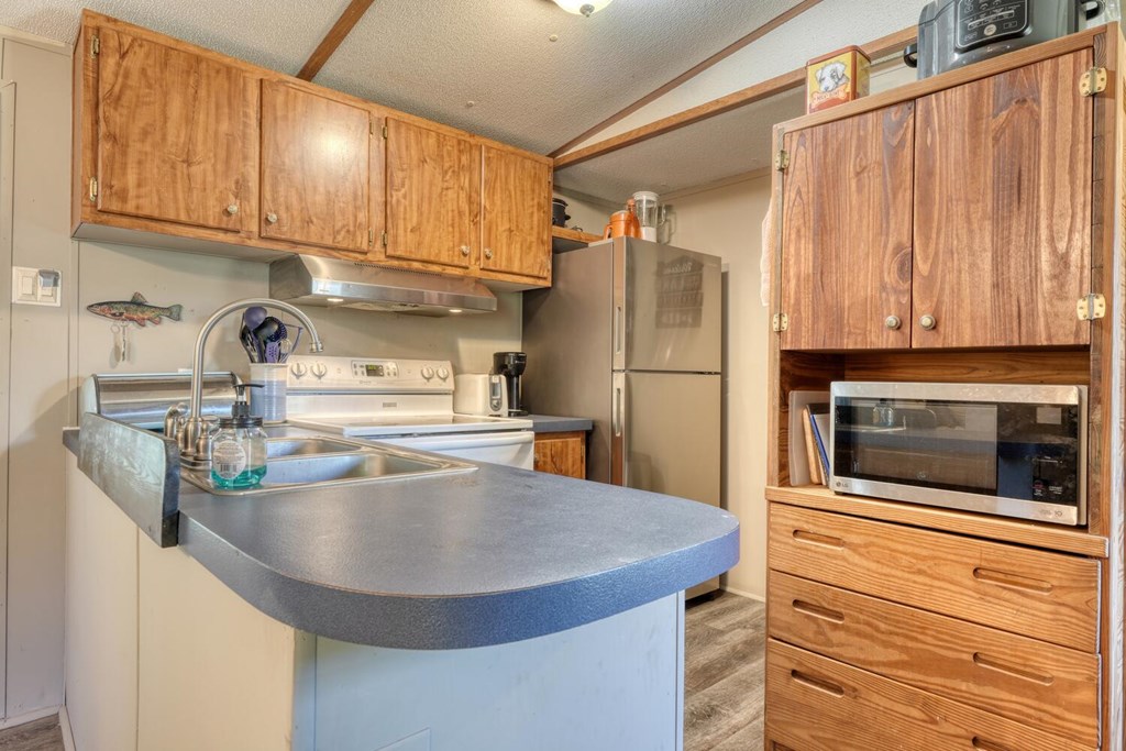 414949 Hiawassee Residential