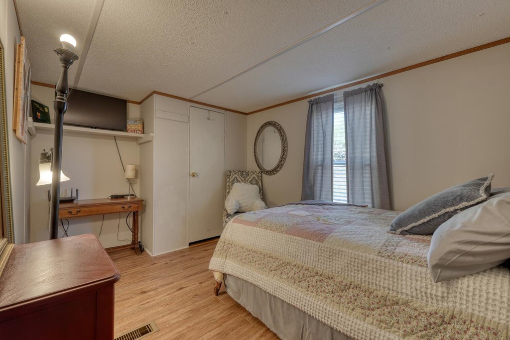 414949 Hiawassee Residential