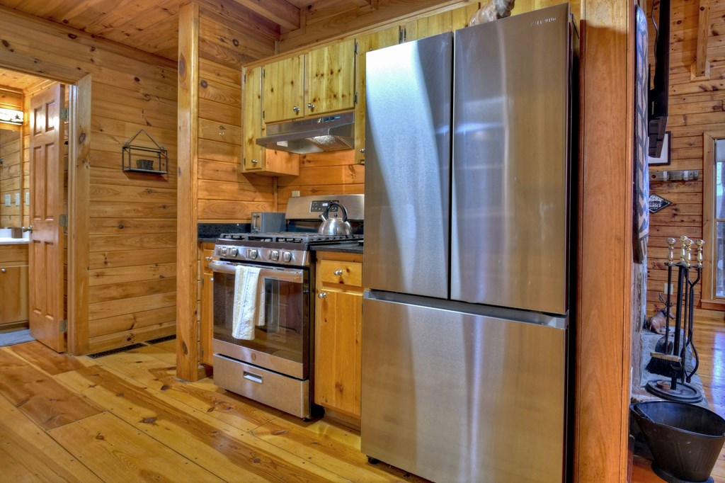 414983 Cherry Log Residential