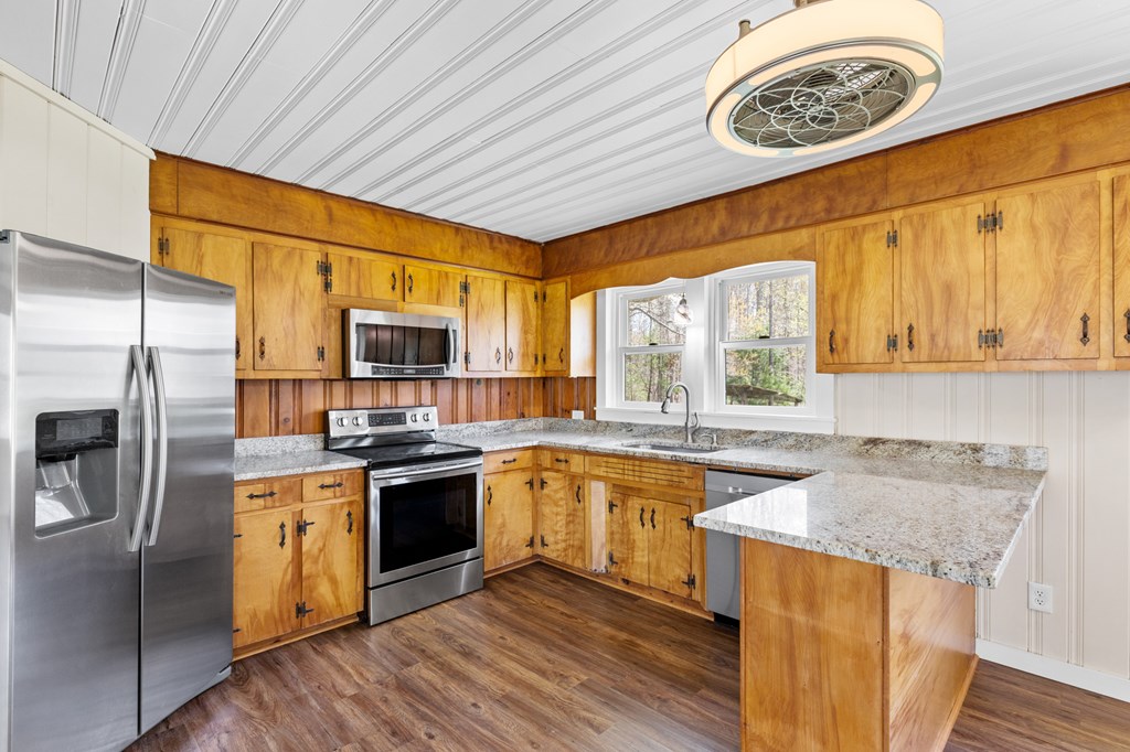 414988 Morganton Residential