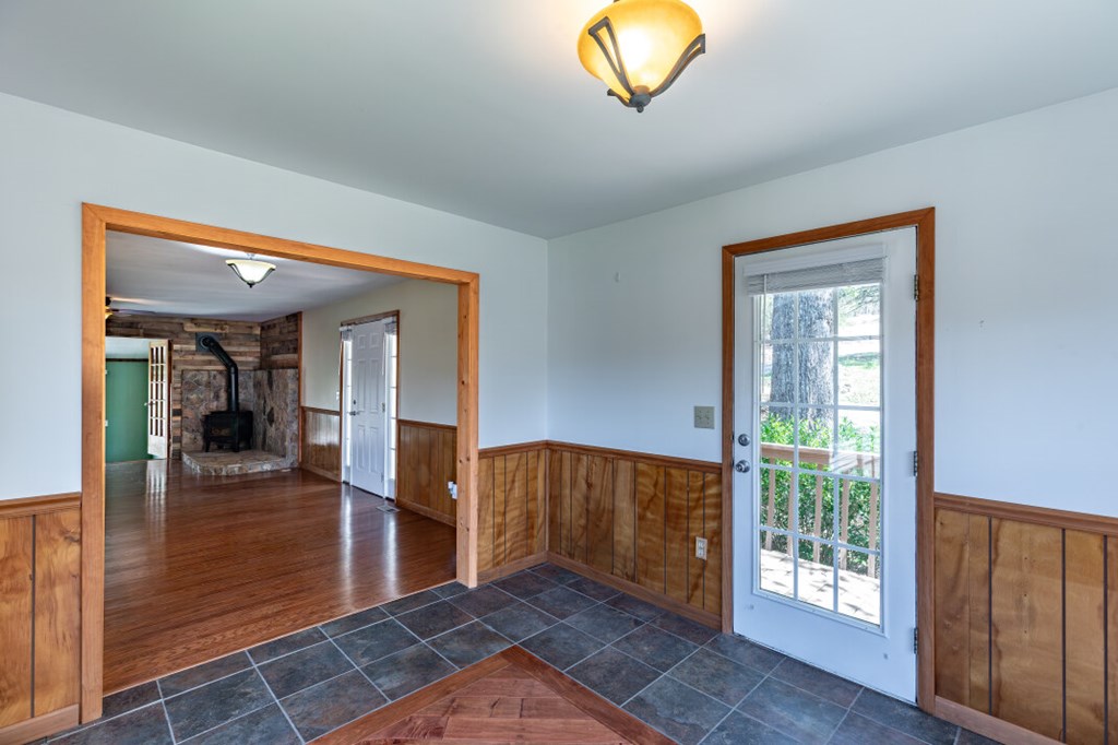 414992 Young Harris Residential