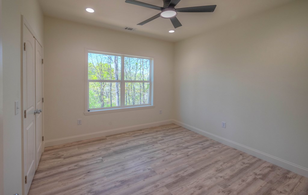 415007 Blairsville Residential