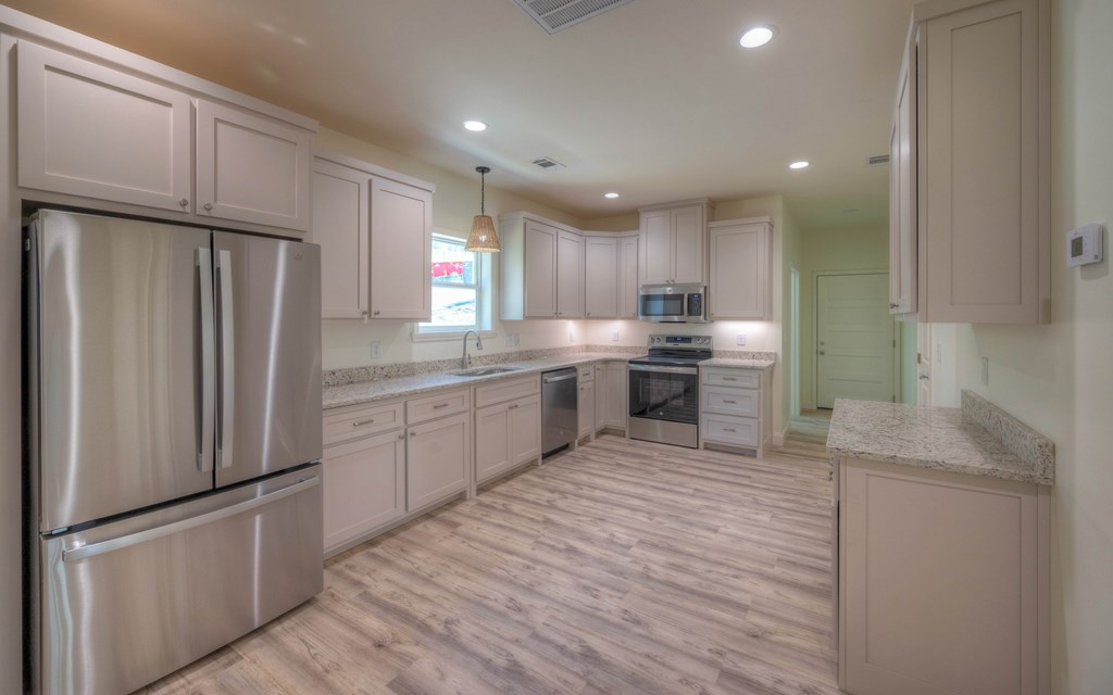 415007 Blairsville Residential