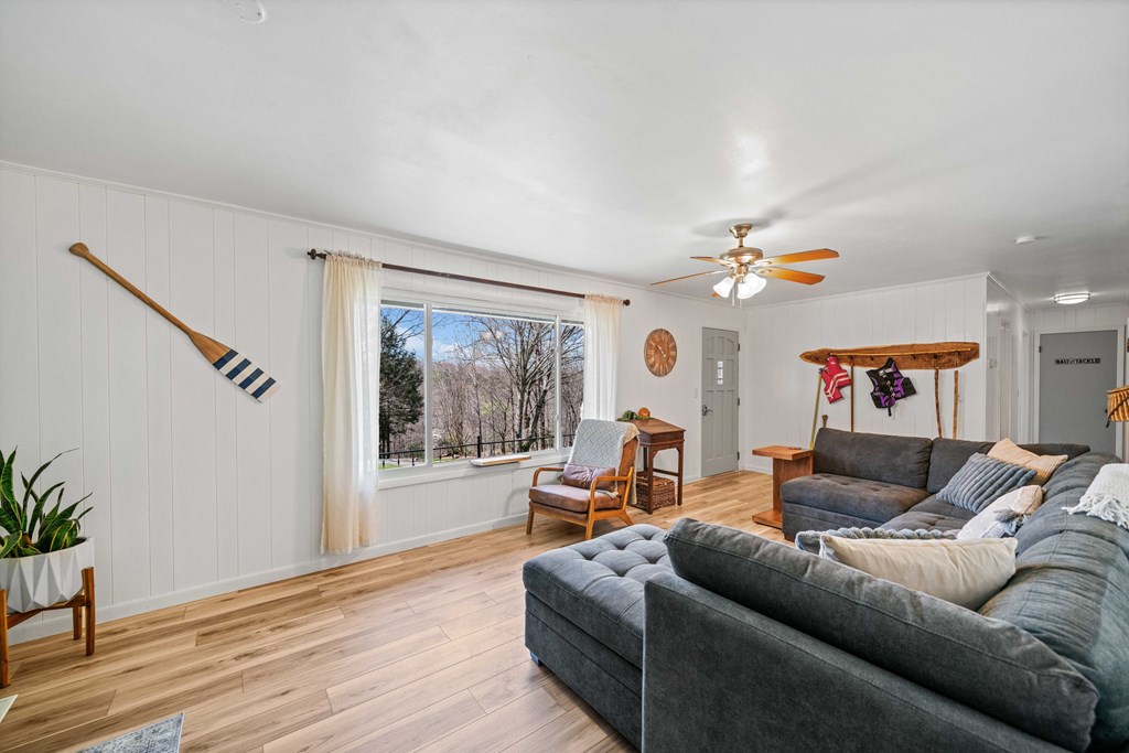 415009 Mineral Bluff Residential