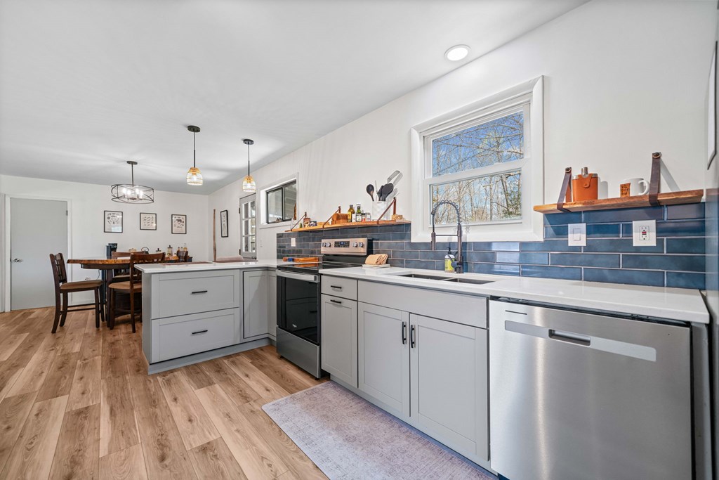 415009 Mineral Bluff Residential
