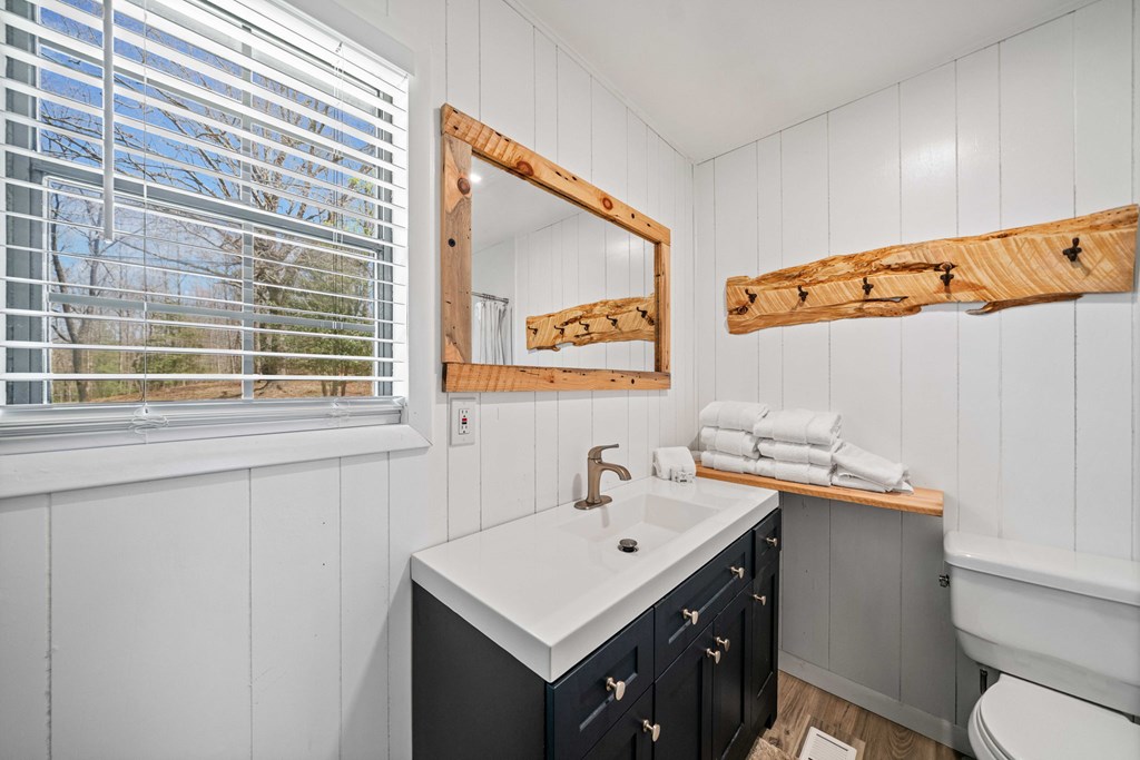415009 Mineral Bluff Residential