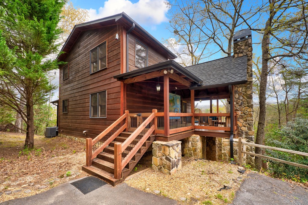 415011 Blue Ridge Residential