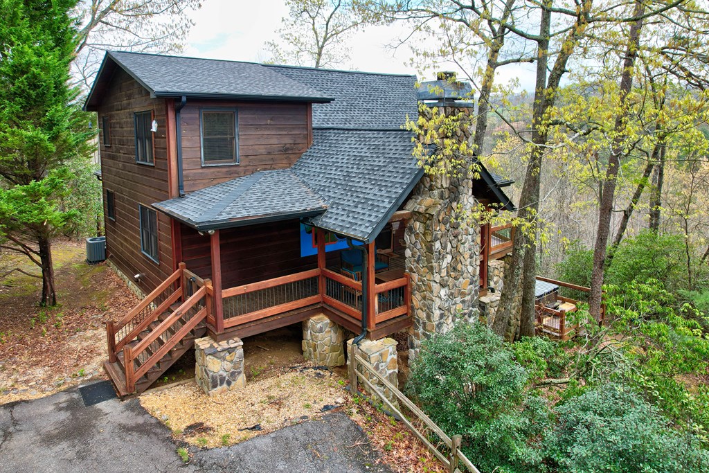 415011 Blue Ridge Residential