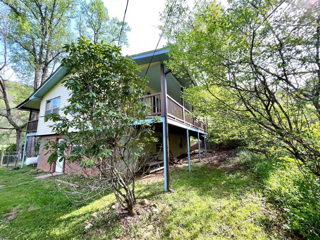 415026 Hayesville Residential