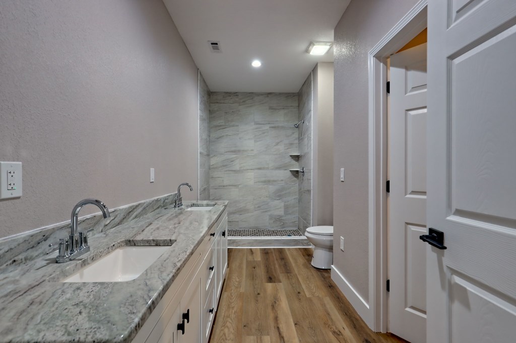 415028 Hayesville Residential
