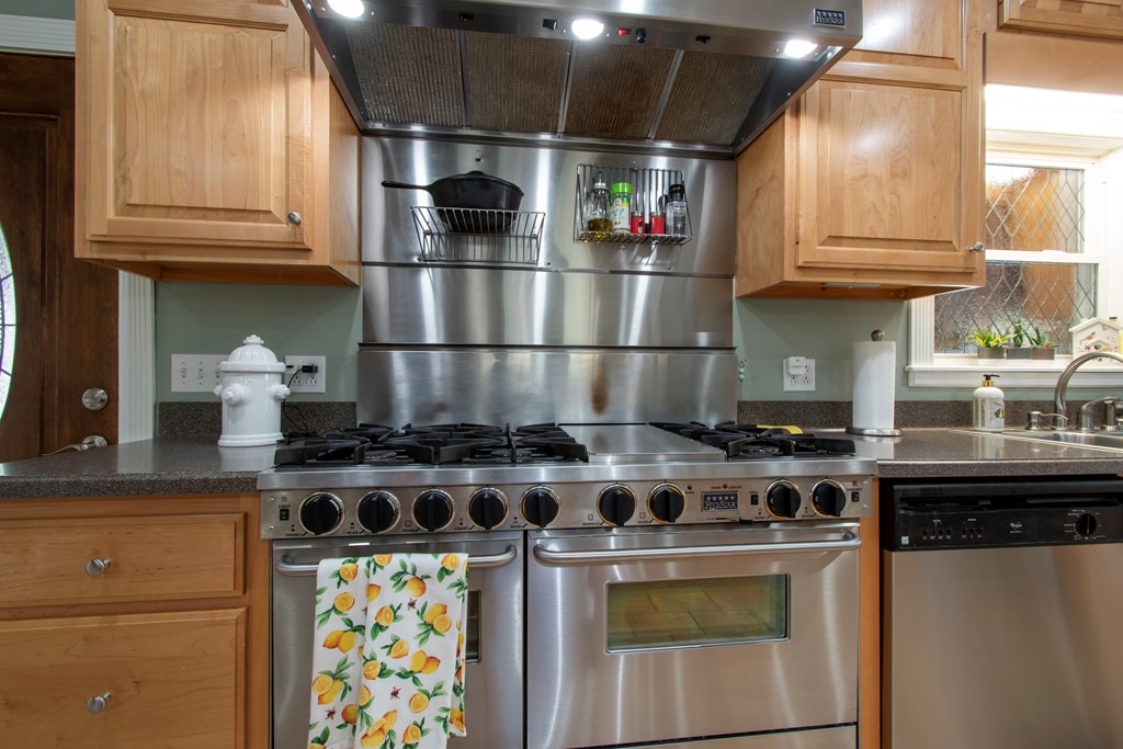 415052 Murphy Residential