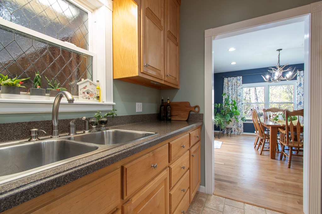 415052 Murphy Residential