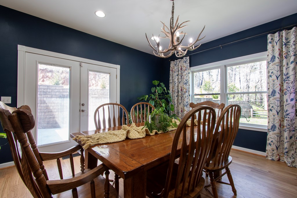 415052 Murphy Residential