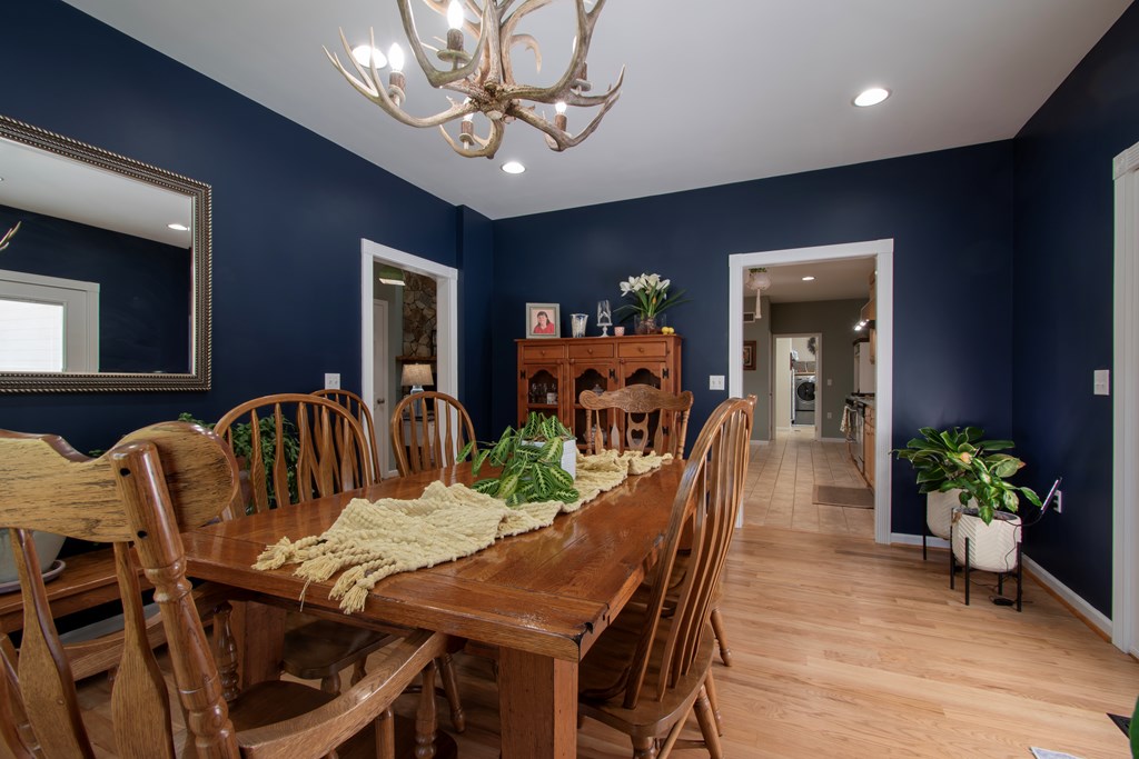 415052 Murphy Residential