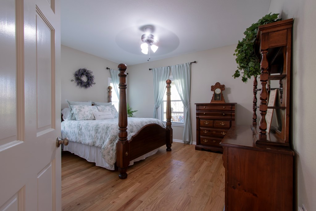 415052 Murphy Residential
