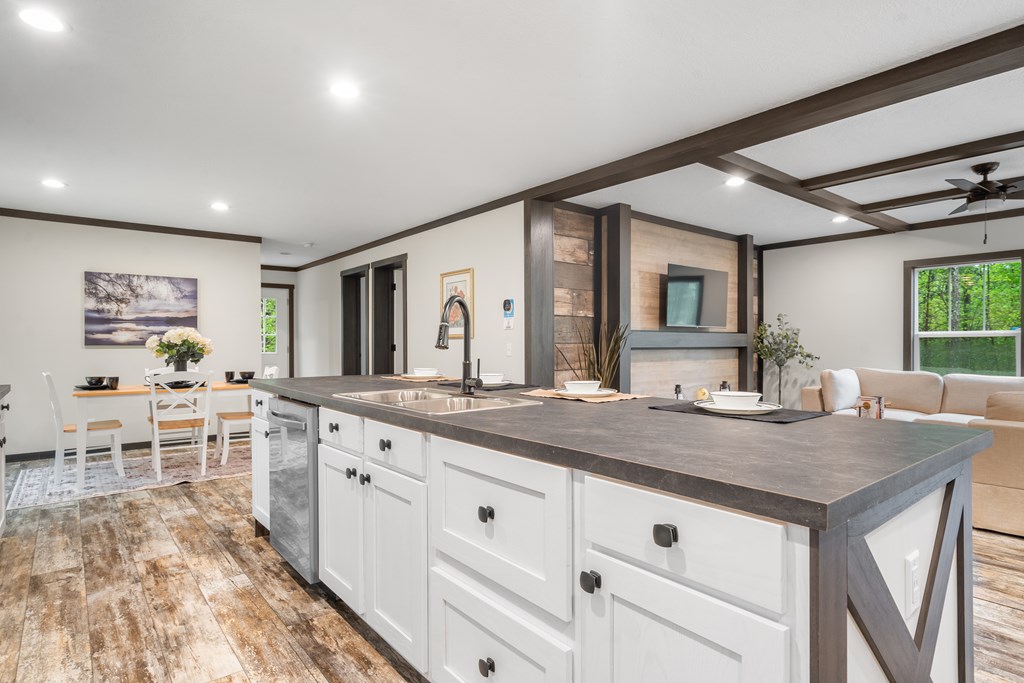 415054 Blairsville Residential