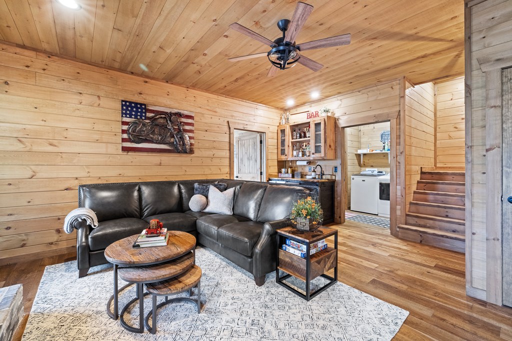 415086 Blue Ridge Residential