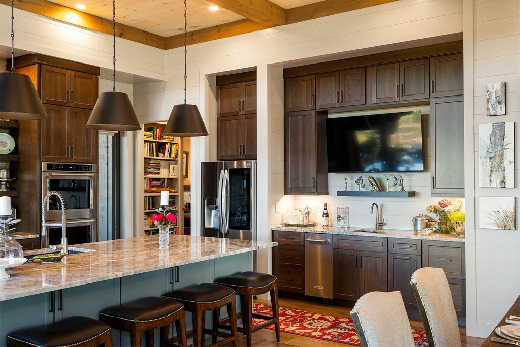 415113 Blue Ridge Residential