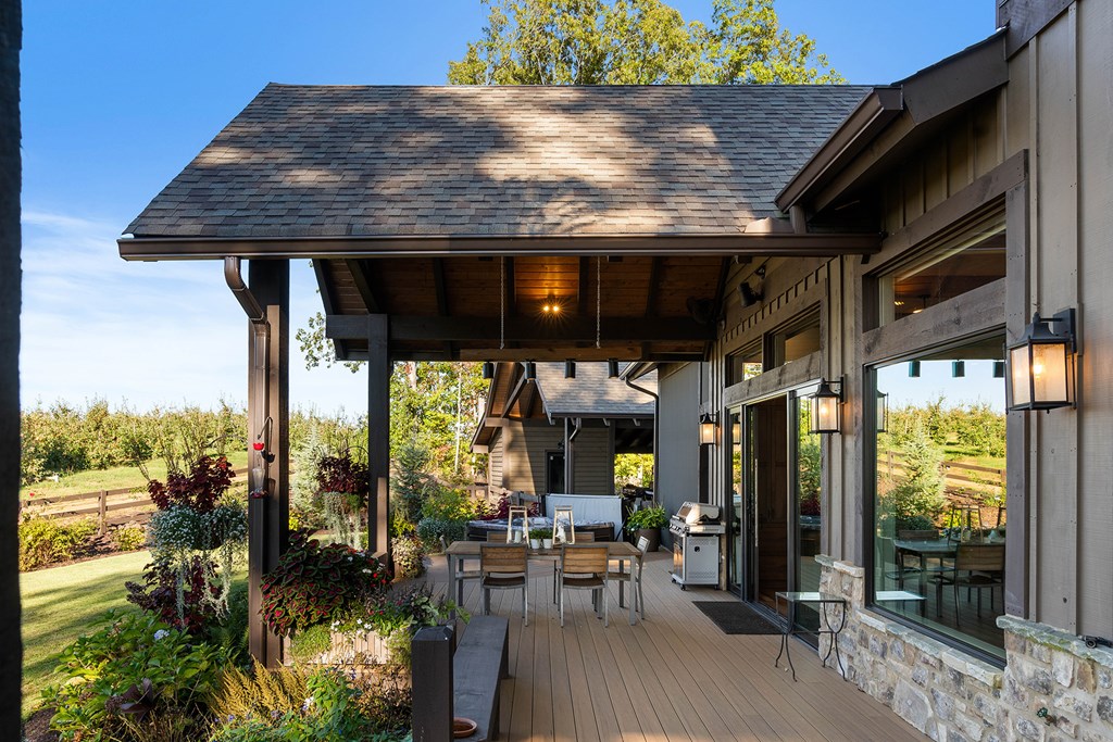 415113 Blue Ridge Residential