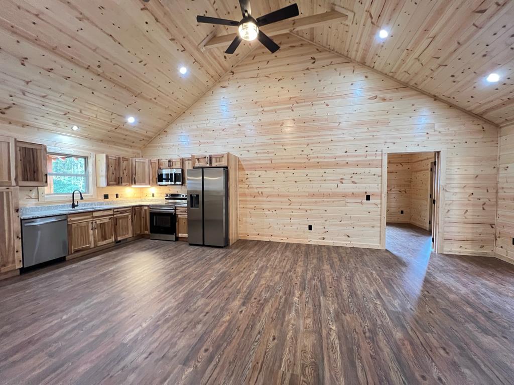 415139 Murphy Residential